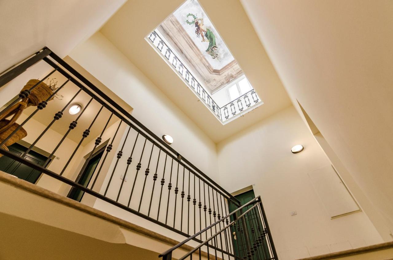 Flat 13: Elegante E Luminoso Con Terrazzo Privato Apartamento Bolonha Exterior foto